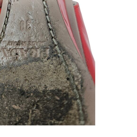 Prada 38 Red Patent Leather Sling Back Bow Sandal Peep Toe Classic Preppy - Picture 4 of 6